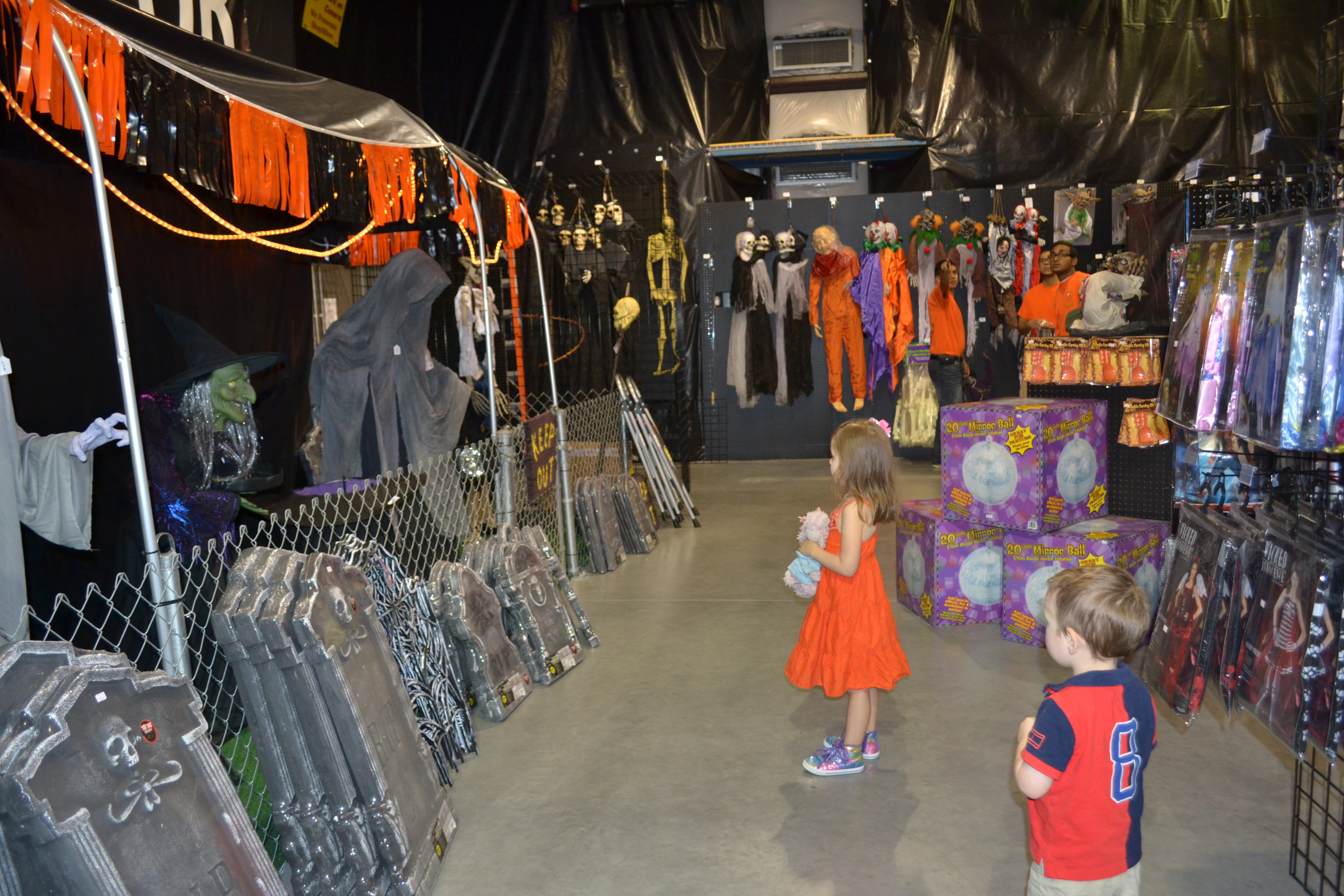 halloween decorations for retail stores